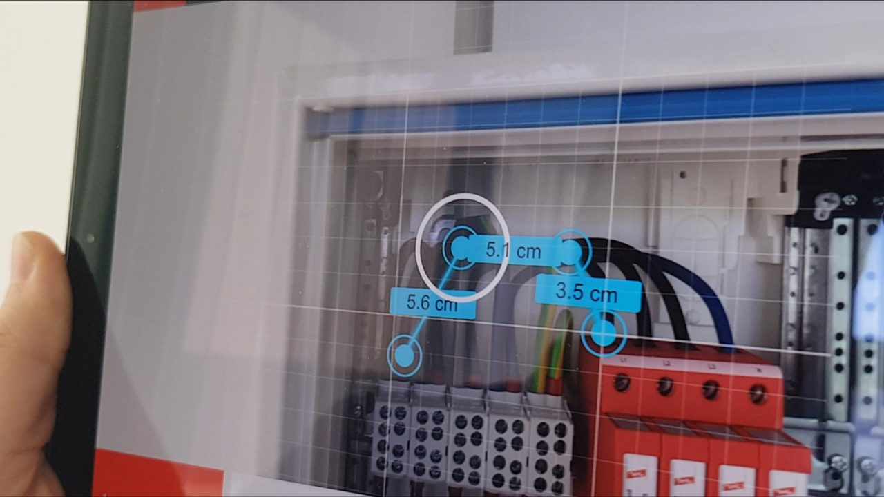 Schaltschrank Dokumentation Augmented Reality App Measuring Screen Near View